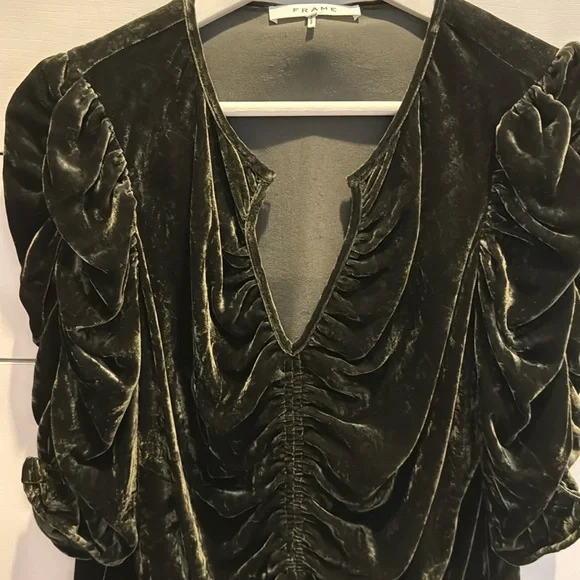 Frame Denim Velvet Blouse in Dark Green - Picture 3 of 4